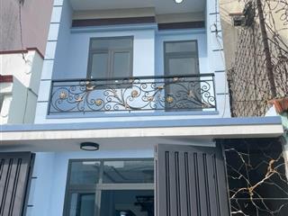 Cần bán gấp căn nhà p. đông hưng thuận, q. 12, dt 4m x 20m, 1 trệt, 1 lầu giá 7,5 tỷ