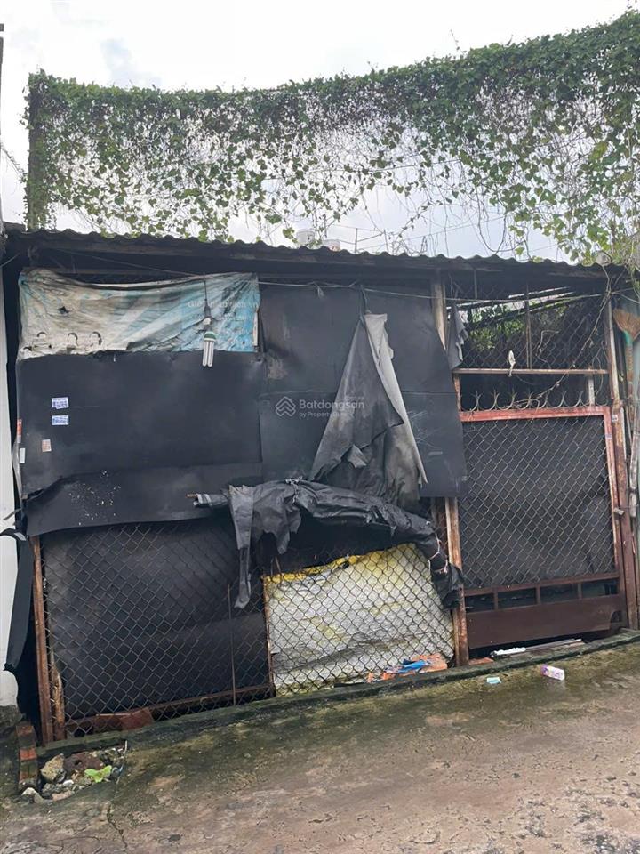 Cần bán gấp căn nhà mặt tiền đường song hành, p.đông hưng thuận, q. 12, dt 6,5m x 11,5m, giá 8,5tỷ