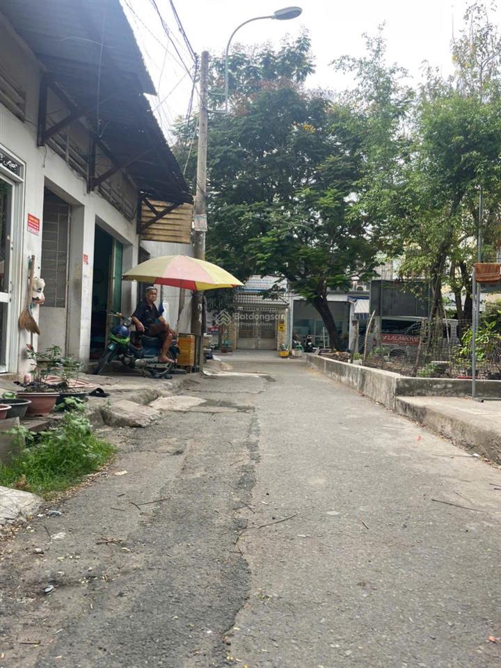 Cần bán gấp căn nhà đường ttn 12, p. tân thới nhất, q.12, dt 8,1m x 19m, 1 lầu .giá 10 tỷ