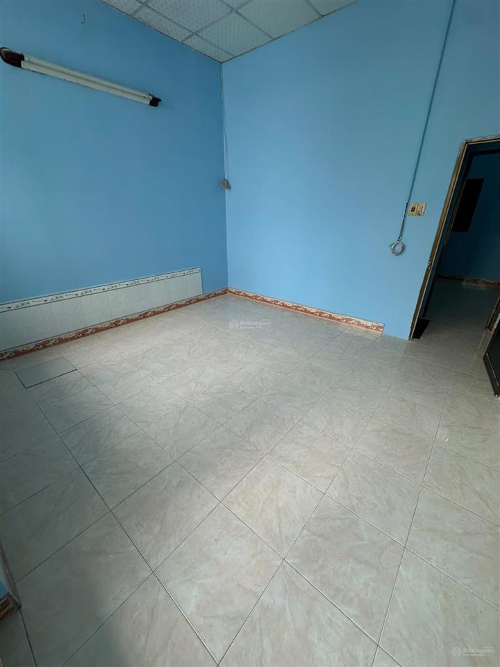 Bán nhà chính chủ gửi 1/ tân thới nhất 6 giá3,5 tỷ/42m2 1 trệt 1 lầu 2 pn, 2wc sổ hồng riêng