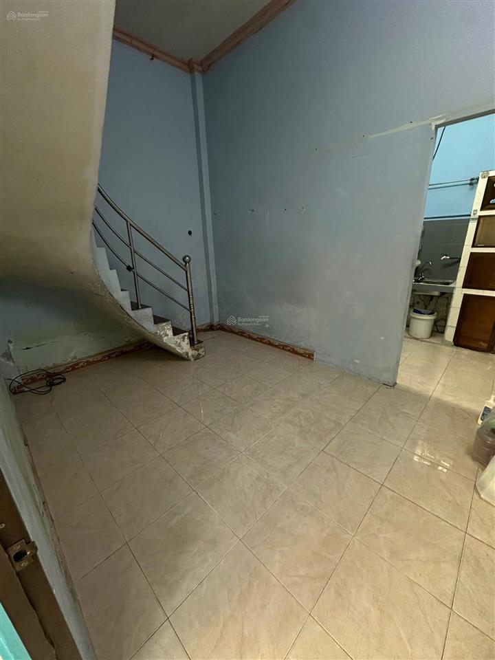 Bán nhà chính chủ gửi 1/ tân thới nhất 6 giá3,5 tỷ/42m2 1 trệt 1 lầu 2 pn, 2wc sổ hồng riêng