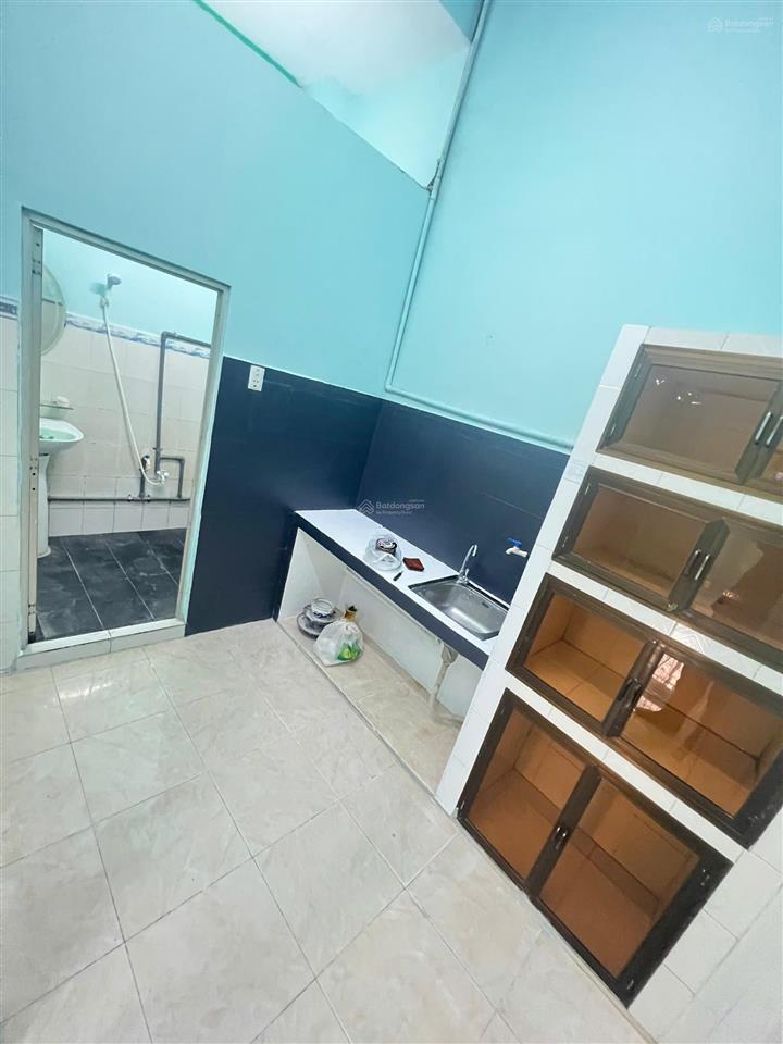 Cho thuê nhà nguyên căn 84m2 7tr/tháng 1/đường tân thới nhất 6, quận 12, 1 lầu 2pn 2wc