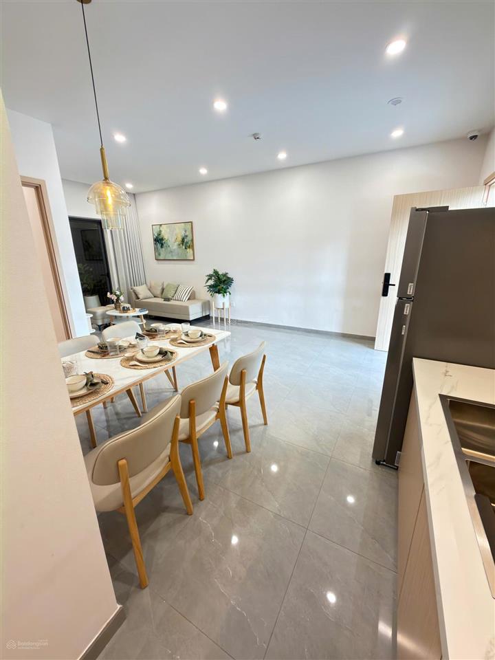 Bán căn hộ đẹp xuất sắc tại k  home avenue, 1,35 tỷ/70m2, 2pn, 2wc, vị trí đẹp khó tìm được