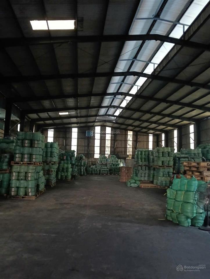 Cho thuê nhà xưởng củ chi giá rẻ. dtx 1800m giá 80tr tl
