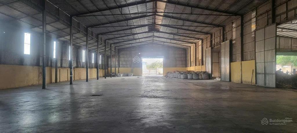 Cho thuê nhà xưởng củ chi giá rẻ. dtx 1800m giá 80tr tl