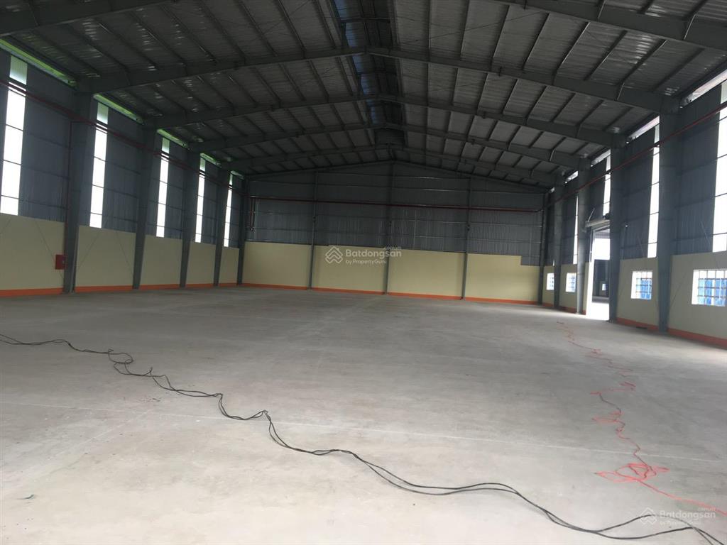 Cho thuê nhà xưởng đức hòa long an giá rẻ. tdt 8000m2 xd 4500m2