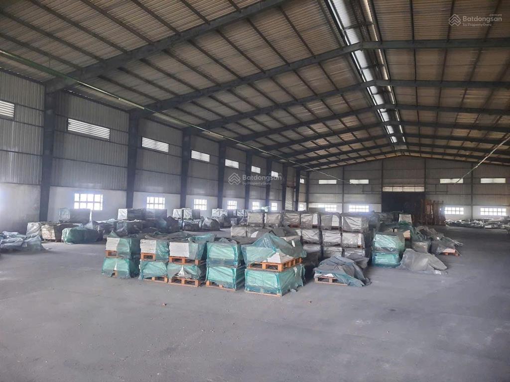 Cho thuê nhà xưởng mặt tiền ql 1a, bến lức long an, dtx 4500m2, tdt khuôn viên 14.000m2