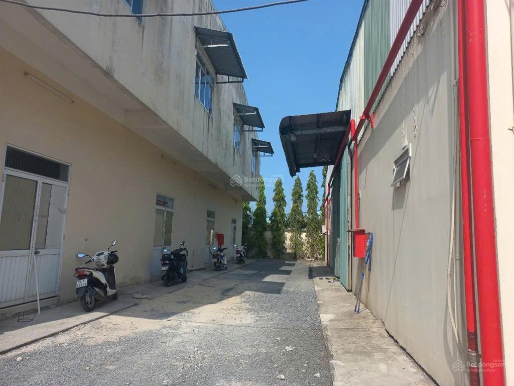 Chính chủ bán nhà xưởng kcn tpt giá rẻ . tdt 5000m xd 2500m