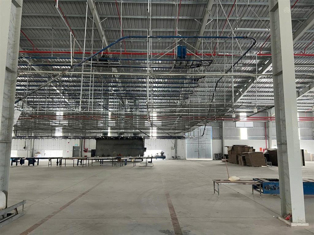 Cho thuê nhà xưởng tân uyên giá rẻ. pháp lý đầy đủ vào sx ngay . giá bán 55ty