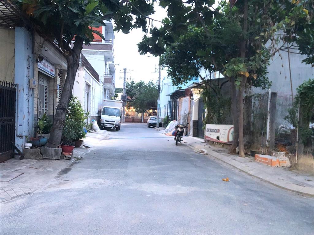 Bán nhà dt 5.8m x18m, shr, khu nhà lầu, đối diện quán cô chủ nhỏ, giá 4.7 tỷ tl. đường nhựa 7m,