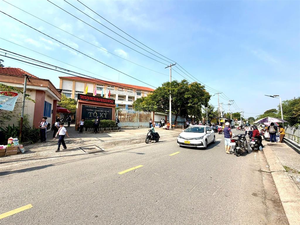 Đất thổ cư mặt tiền đường thcs tô ký, shr