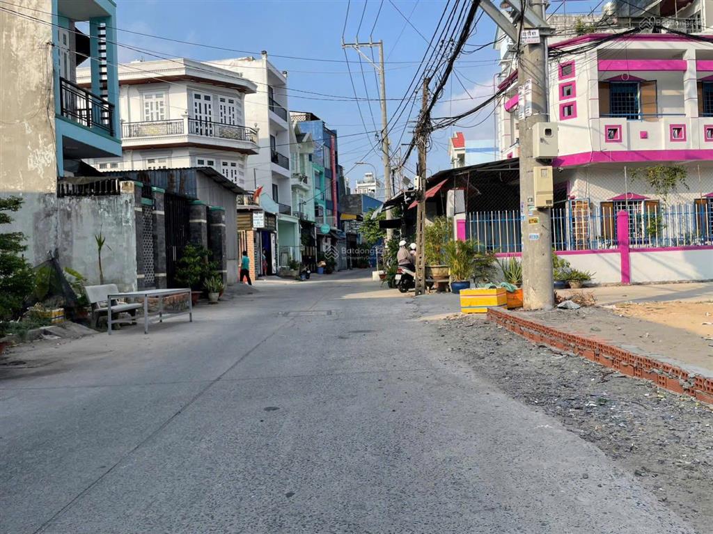 Đất thổ cư 5x20.5m ở đường tô ký, gần chợ ngã ba bầu, shr