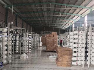 Cho thuê kho xưởng khuôn viên 1900m2 một sẹc đường nguyễn thị lắng củ chi
