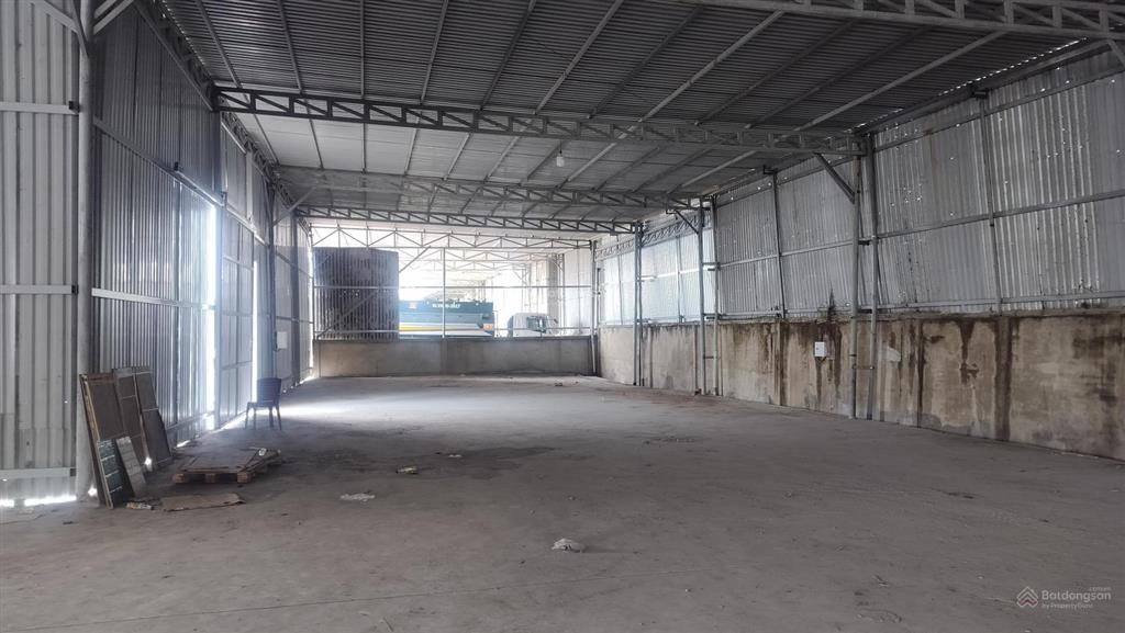 Cho thuê kho xưởng khuôn viên 1.200m2 đường tỉnh lộ 15 củ chi