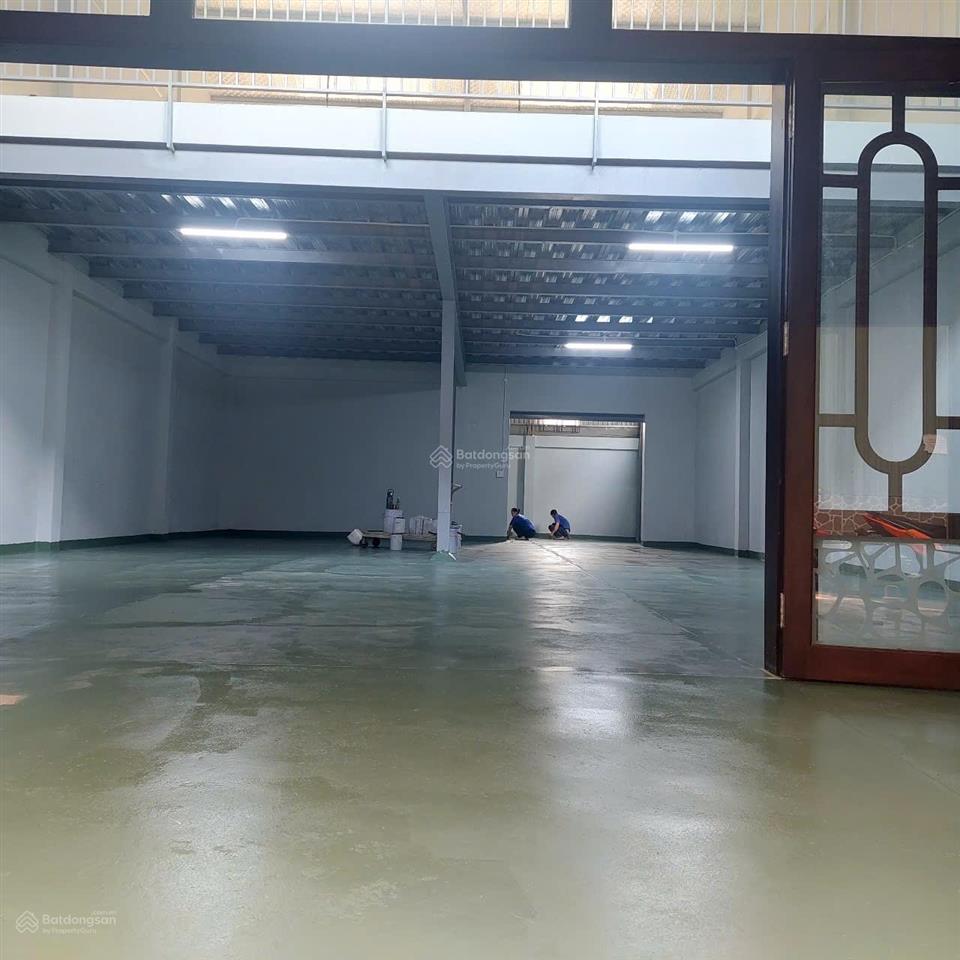 Cho thuê kho xưởng 420m2 một sẹc đường lê lợi hóc môn