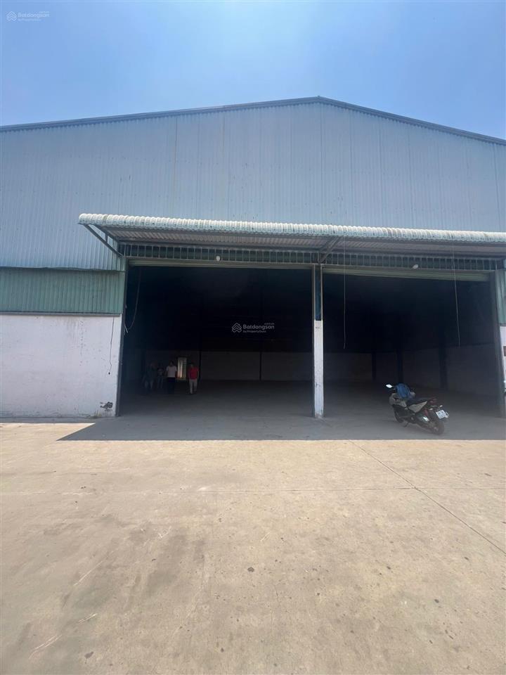 Cho thuê kho xưởng khuôn viên 850m2 đường trần văn chẩm củ chi