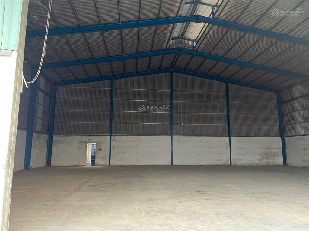 Cho thuê kho xưởng khuôn viên 850m2 đường trần văn chẩm củ chi