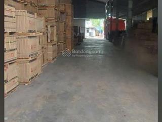 Bán kho xưởng 1.528m2 một sẹc ngắn đường lê thị riêng quận 12,