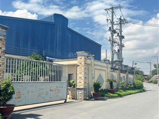 Cho thuê kho xưởng khuôn viên 3000m2 sát kcn hoàng gia long an