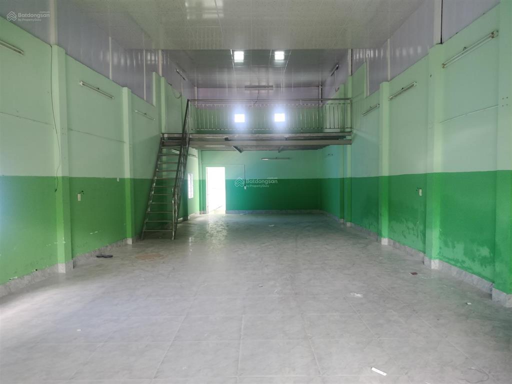 Cho thuê kho xưởng 150m2 một sẹc đường lê lợi hóc môn