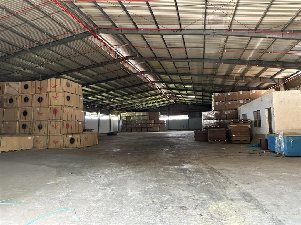 Cho thuê kho xưởng 1.200m2 mặt tiền đường hà duy phiên củ chi