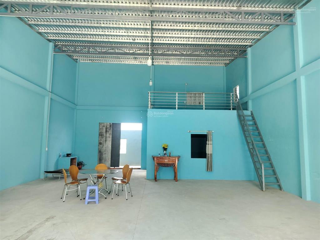 Cho thuê kho xưởng 250m2 đường nguyễn thị lý hóc môn