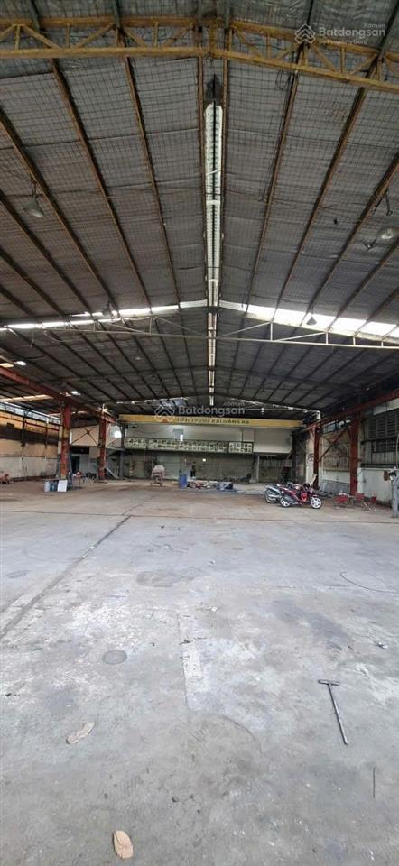Cho thuê kho xưởng 1.200m2 đường lê thị kim hóc môn