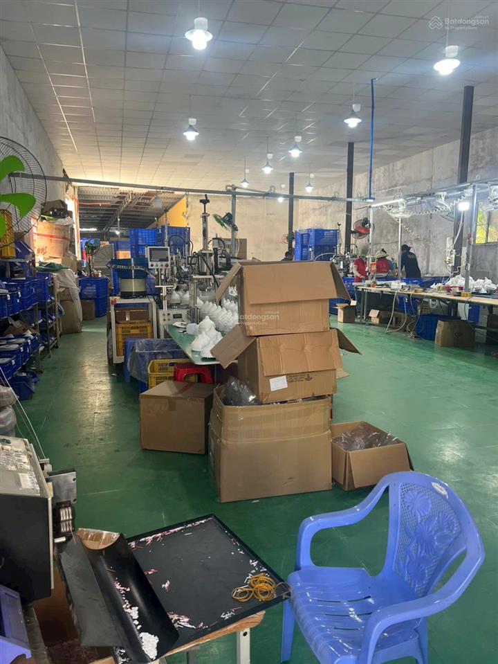 Cho thuê xưởng khuôn viên 1900m² lê thị hà, tân xuân, hóc môn