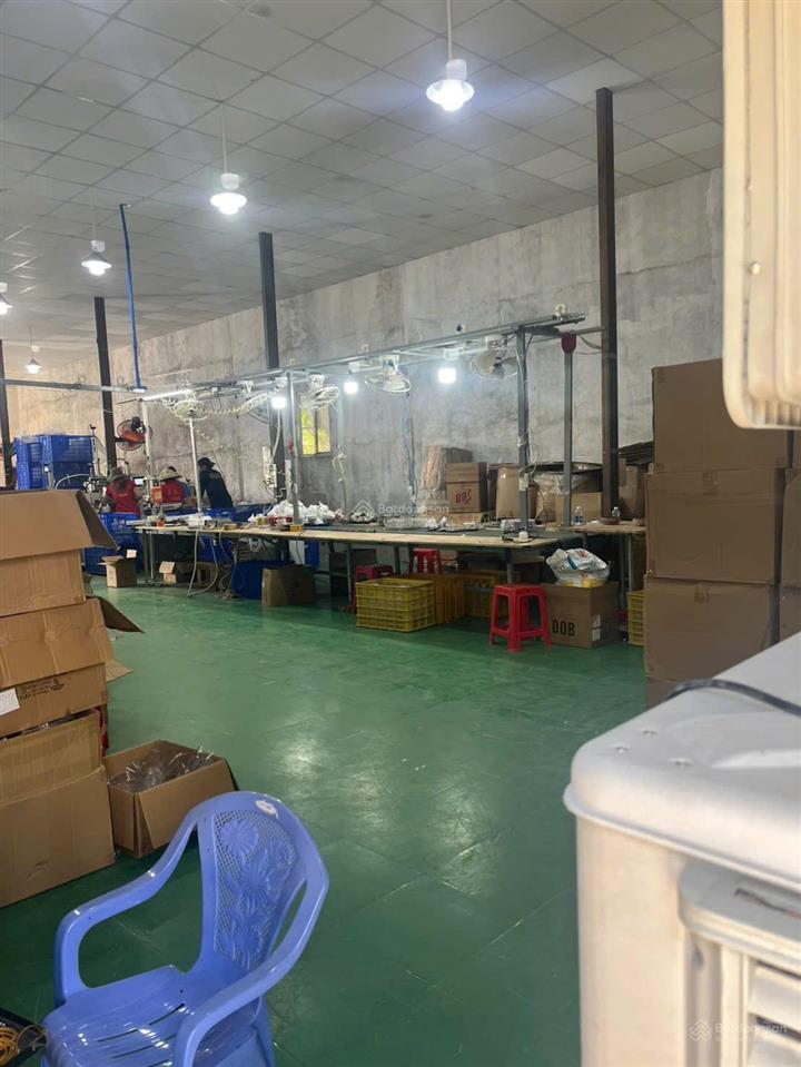 Cho thuê xưởng khuôn viên 1900m² lê thị hà, tân xuân, hóc môn