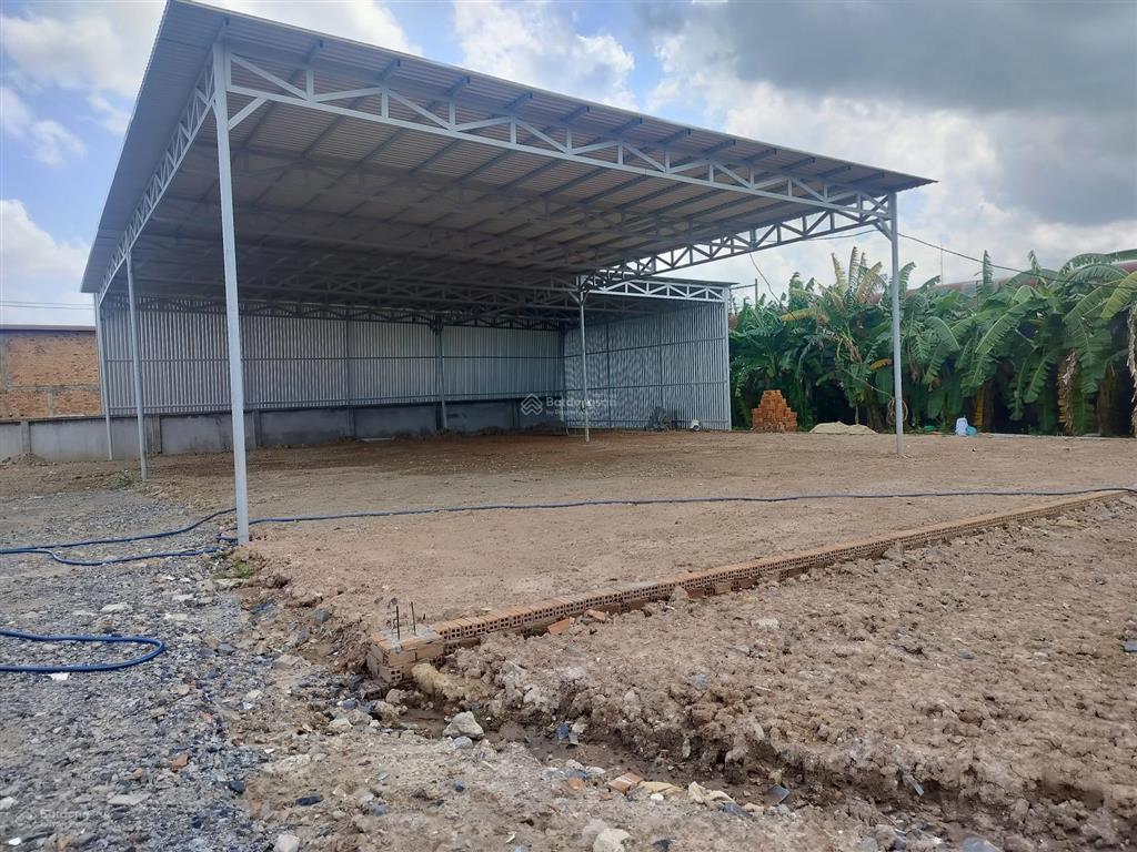 Cho thuê kho xưởng khuôn viên 3000m2 mặt tiền đường võ văn bích củ chi
