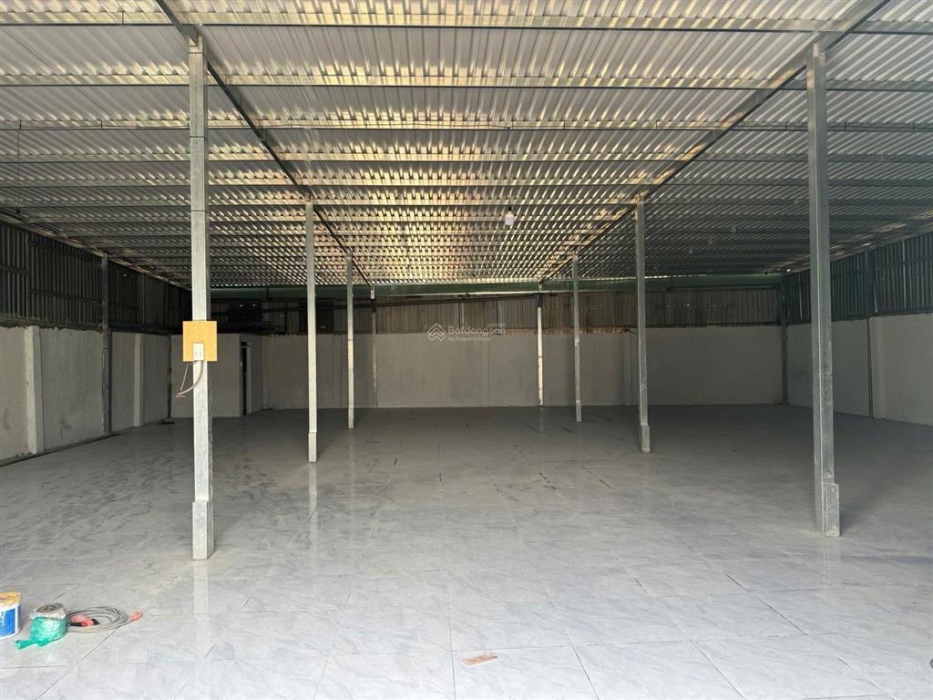 Cho thuê kho xưởng 300m2 đường phạm thị giây hóc môn