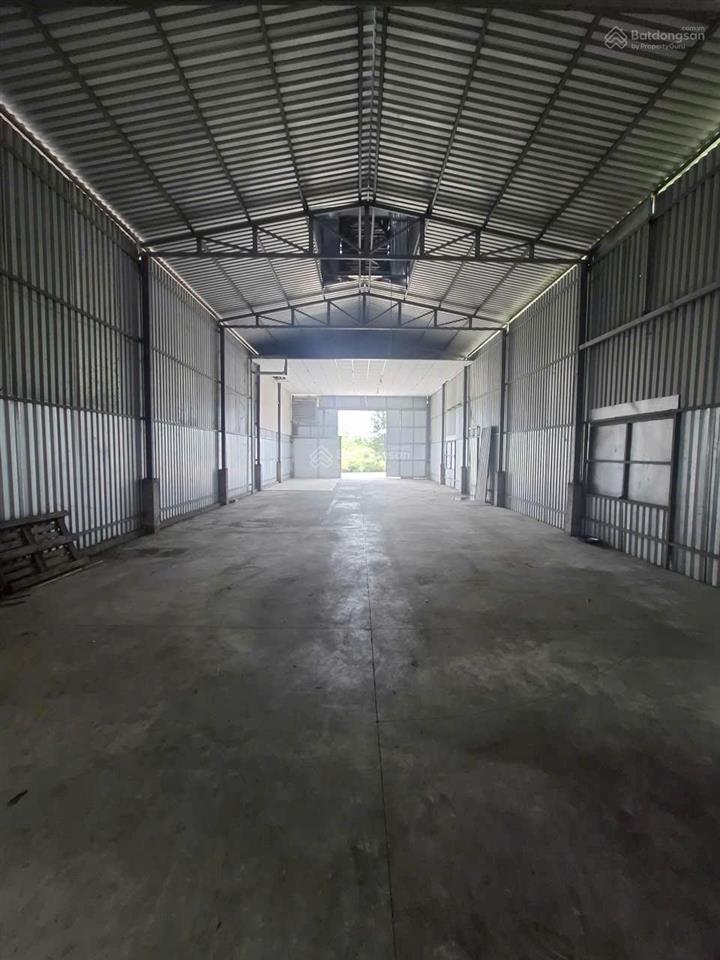Cho thuê kho xưởng 200m2 đường lê thị lơ hóc môn