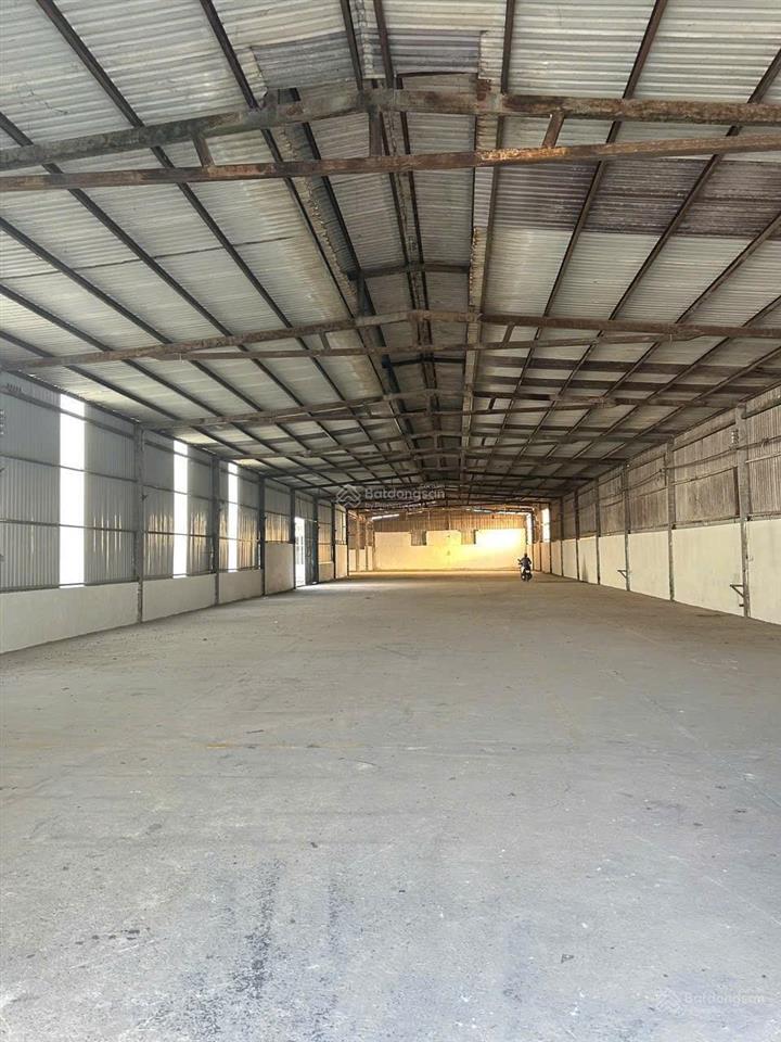 Cho thuê nhà xưởng khuôn viên 5.500m2 đường võ văn bích, củ chi