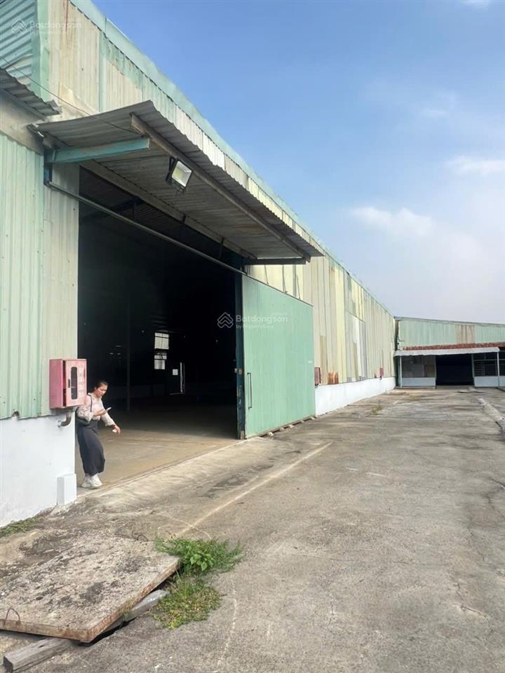 Cho thuê nhà xưởng khuôn viên 5.500m2 đường võ văn bích, củ chi