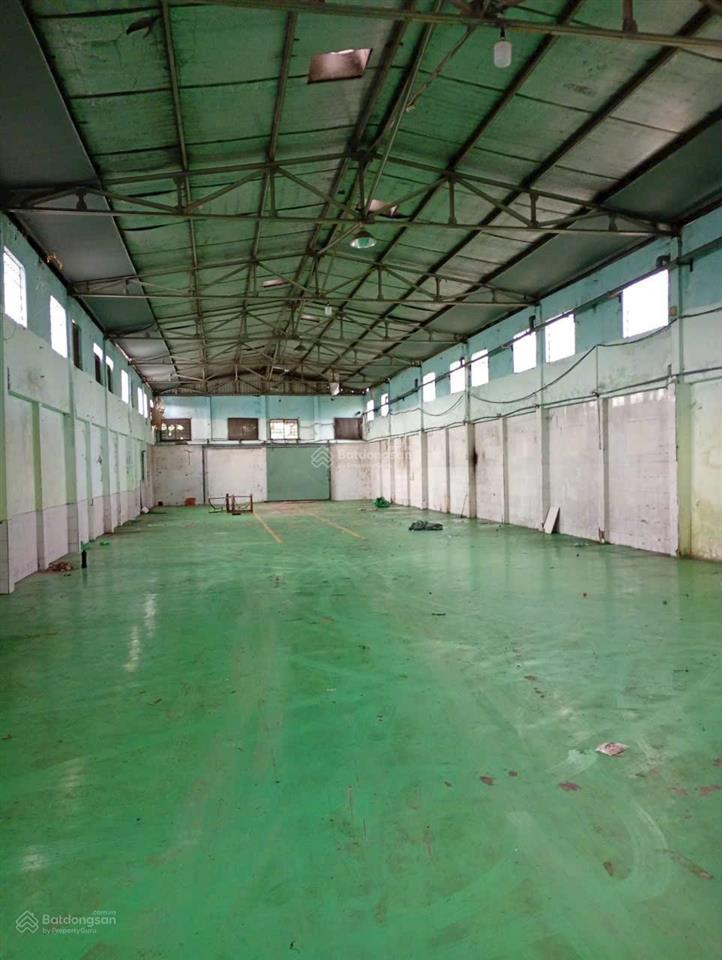 Cho thuê kho xưởng 700m2, đường nguyễn văn bứa, hóc môn