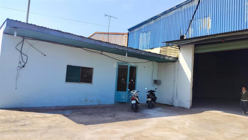 Cho thuê kho xưởng 1000m2 đường hồ văn tắng tân phú trung củ chi