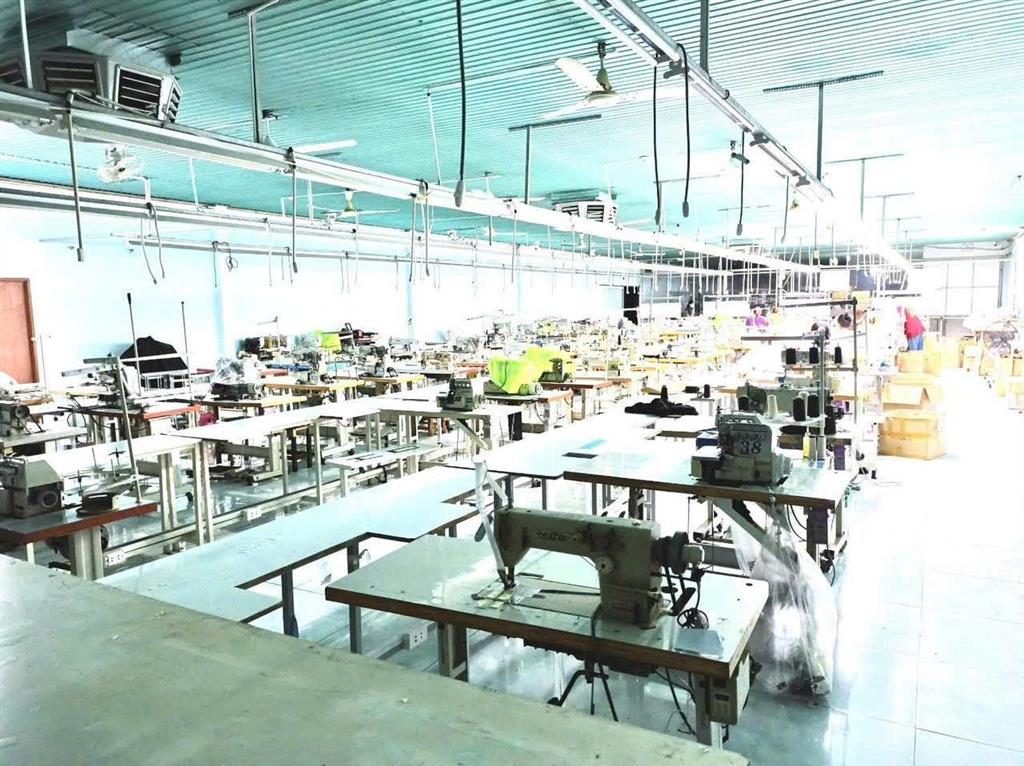 Cho thuê kho xưởng khuôn viên 2000m2 mặt tiền đường sông lu củ chi