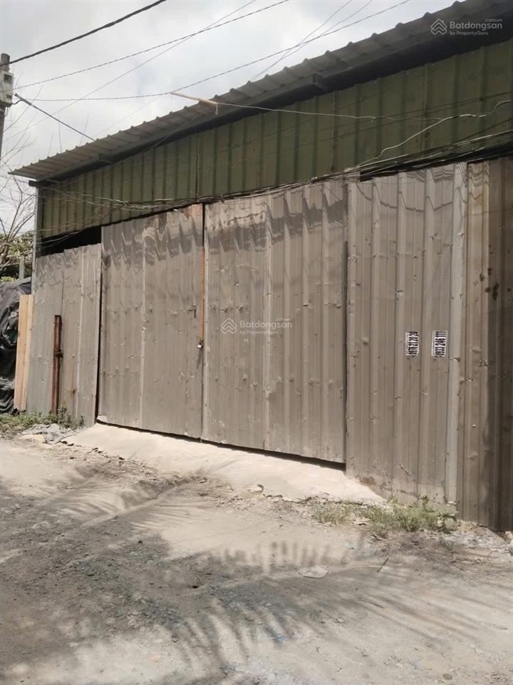 Cho thuê kho xưởng 250m2 một sẹc đường phạm văn sáng hóc môn