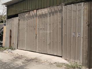 Cho thuê kho xưởng 250m2 một sẹc đường phạm văn sáng hóc môn