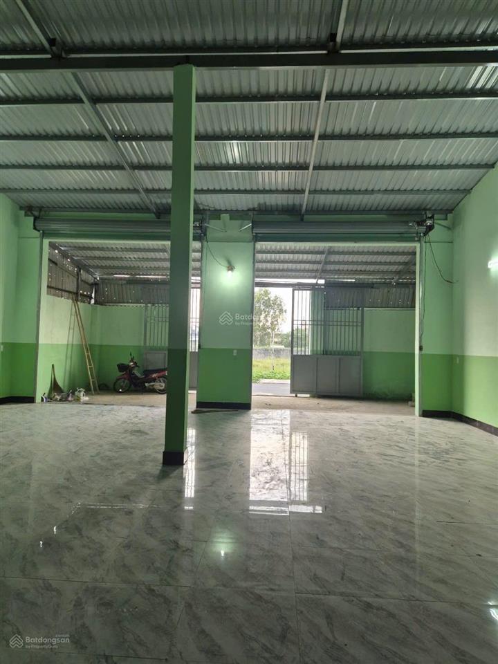 Cho thuê kho xưởng 270m2 một sẹc đường lê lợi hóc môn