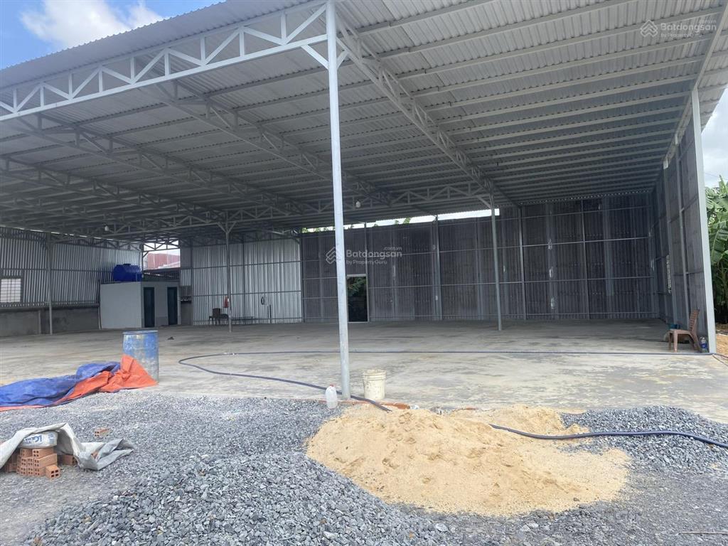 Cho thuê kho xưởng khuôn viên 2000m2 đường võ văn bích củ chi
