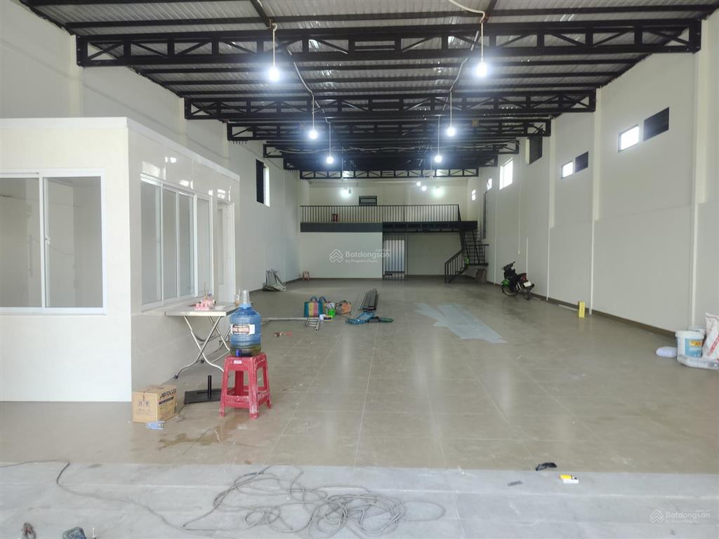 Cho thuê kho xưởng khuôn viên 800m2 đường võ thị nhúa tân phú trung củ chi