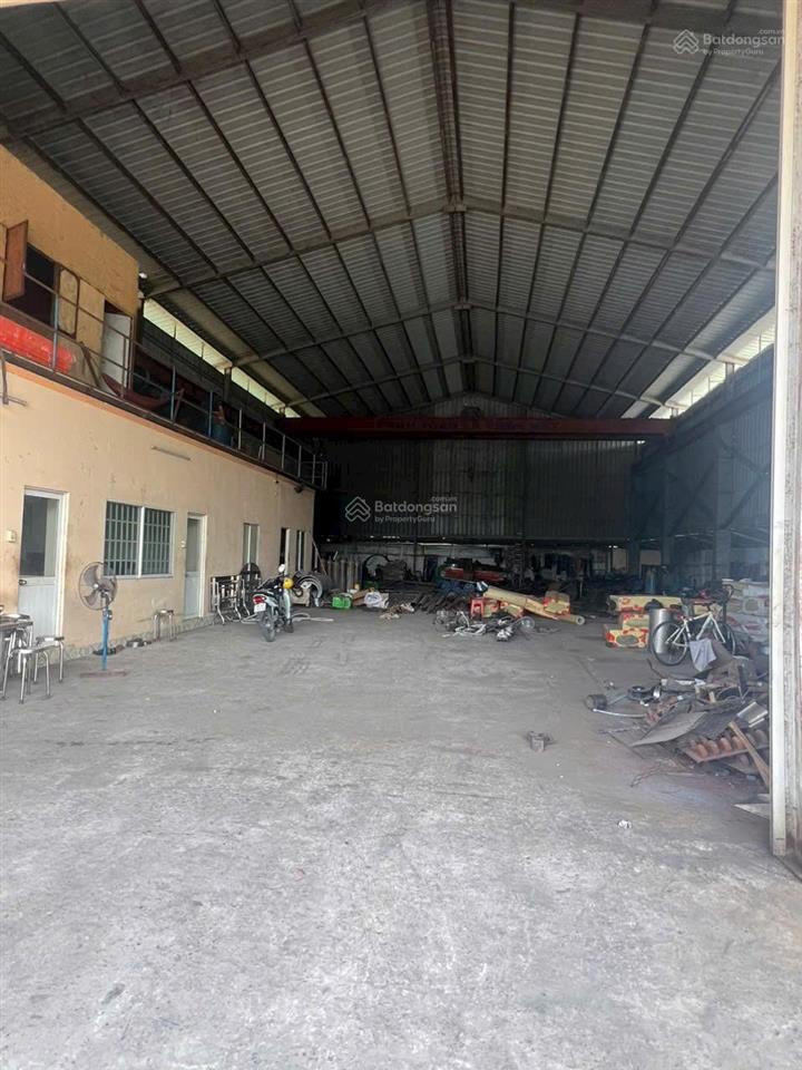 Cho thuê kho xưởng khuôn viên 1.200m2 đường xuyên á, tân thông hội, củ chi