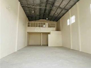 Cho thuê kho xưởng 300m2 mặt tiền đường dương công khi hóc môn