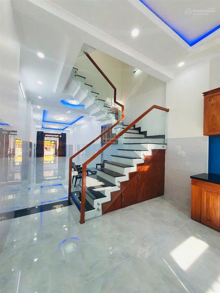 Bán nhà lầu mặt tiền trần văn mười kd buôn bán, 4x29m đúc 3 tấm