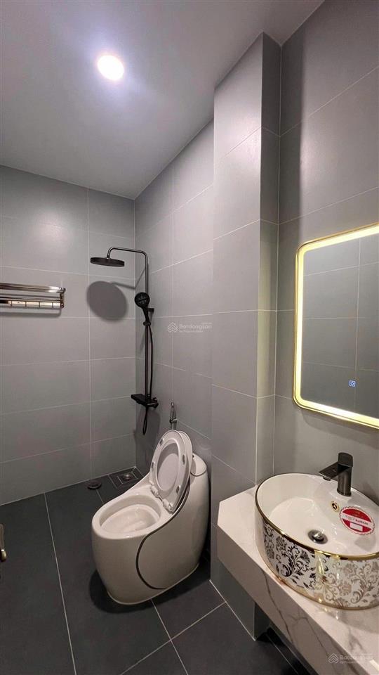 Bán nhà mới shr full nội thất cao cấp xe ô tô vào tận nhà vị trí đẹp, gần chợ bà điểm