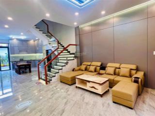 Bán nhà mới shr full nội thất cao cấp xe ô tô vào tận nhà vị trí đẹp