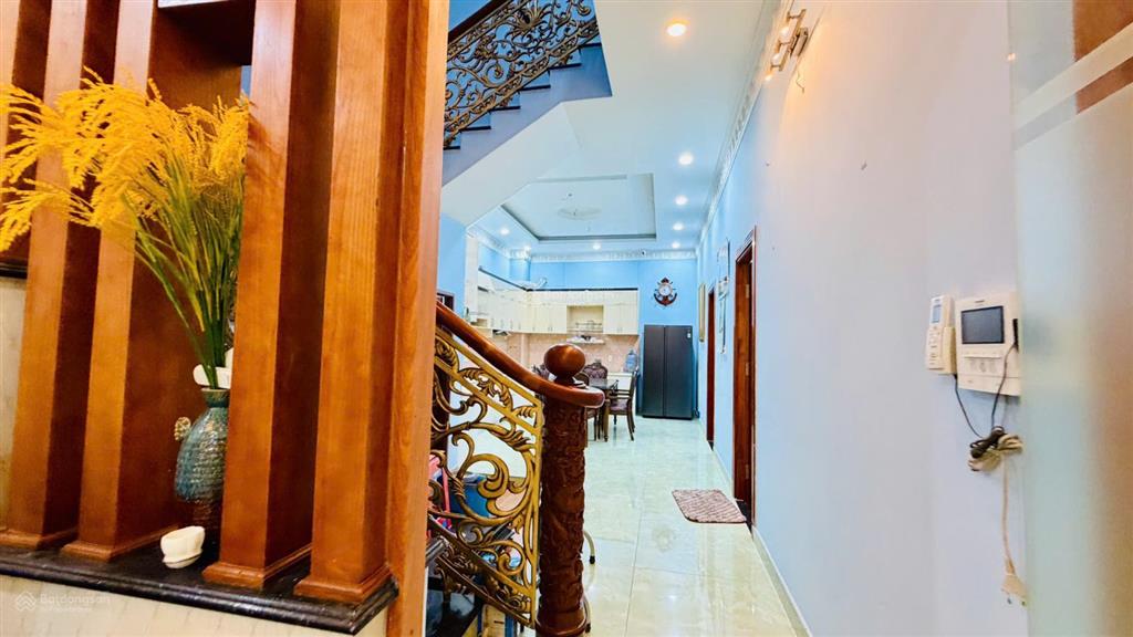 Bán gấp biệt thự bà điểm hóc môn | 8x20m nở hậu | full nội thất cao cấp