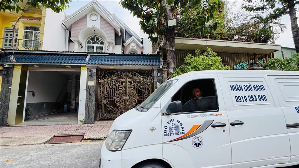 Bán gấp biệt thự bà điểm hóc môn | 8x20m nở hậu | full nội thất cao cấp