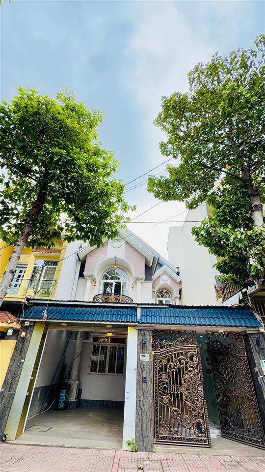 Bán gấp biệt thự bà điểm hóc môn | 8x20m nở hậu | full nội thất cao cấp